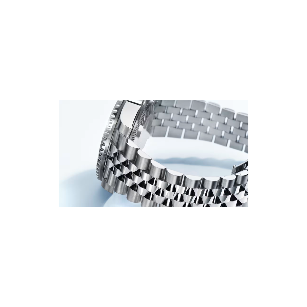 Rolex GMT‑Master II 40 mm Ref# M126710GRNR‑0003 - Image 6