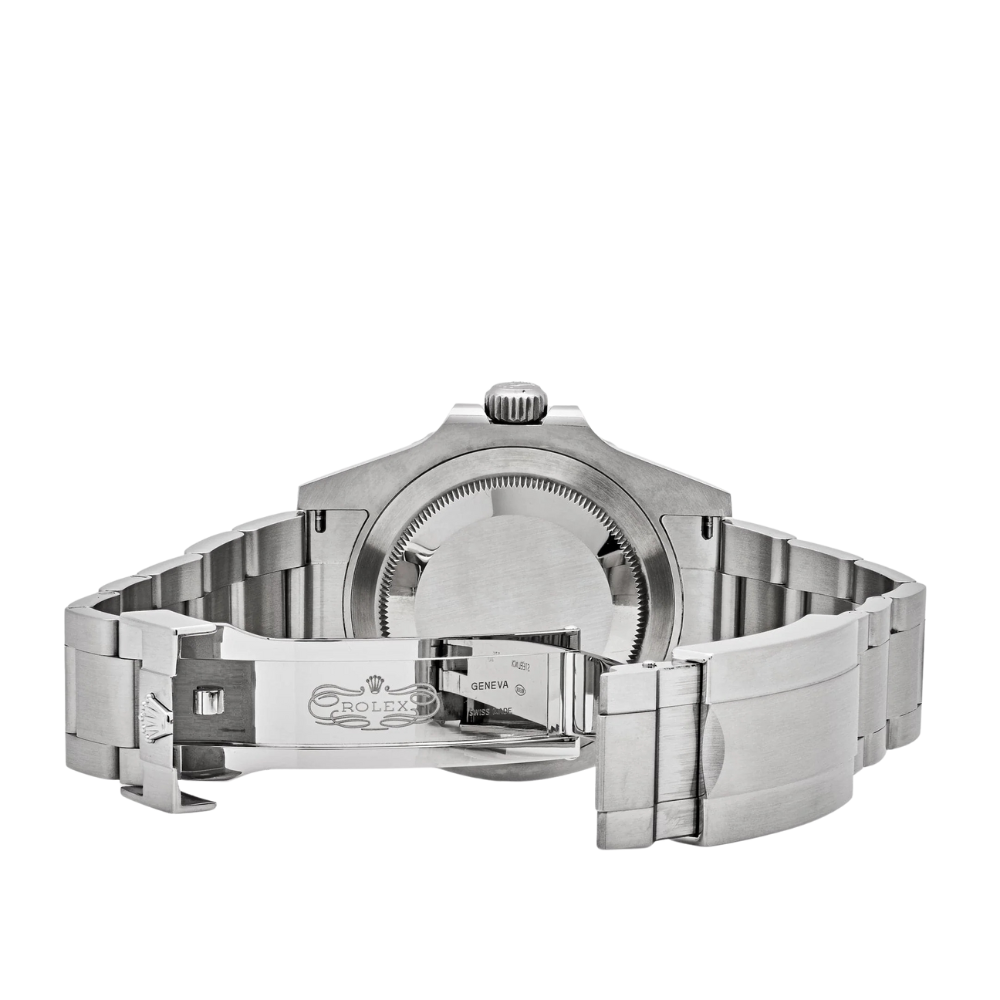Rolex Submariner Oystersteel Ref# 124060 - Image 16